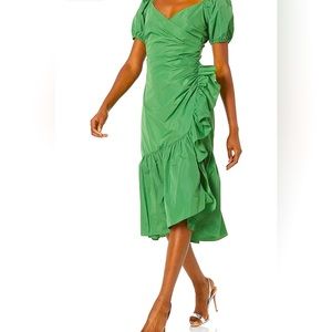 NWT: Cinq à Sept Megan Puff-Sleeve Midi Dress
Size 2 Color: Grass